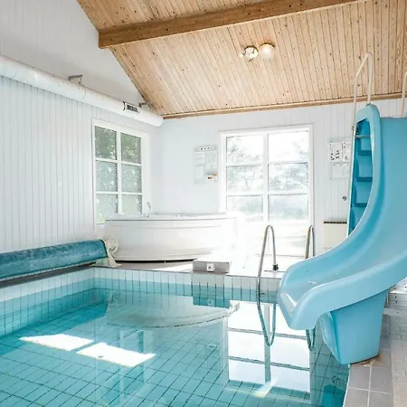 בית נופש Amazing In Brovst With Indoor Swimming Pool Slettestrand